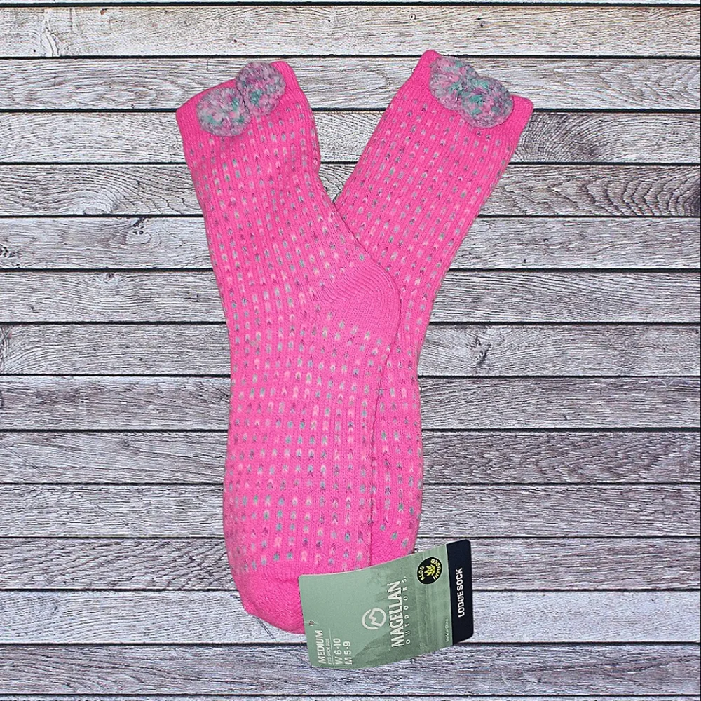 Magellan  Pink Pom Pom Casual Lodge  Socks. NWT